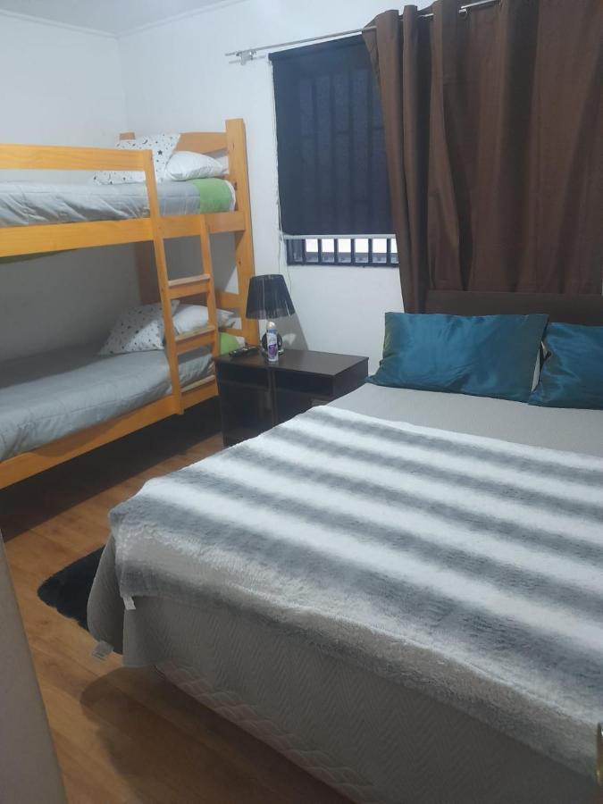 Hostal Girasoles, Empresas,Facturas Chillán Εξωτερικό φωτογραφία